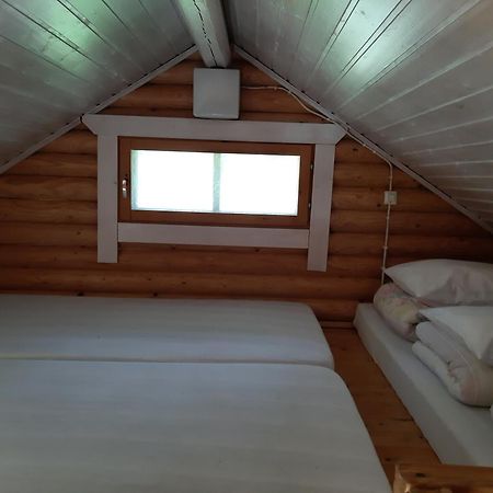 Huhtaniemen Moekkikylae Hotell Veteli Exteriör bild