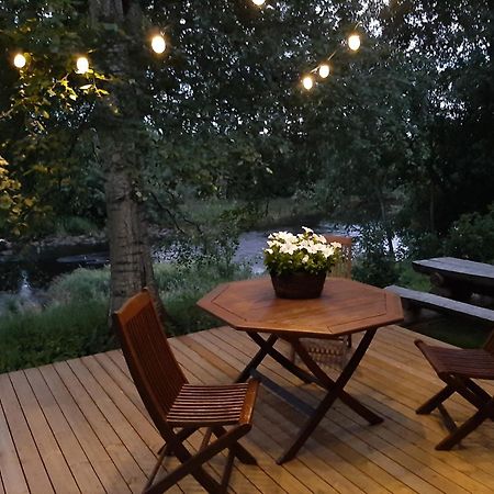 Huhtaniemen Moekkikylae Hotell Veteli Exteriör bild