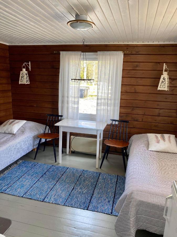 Huhtaniemen Moekkikylae Hotell Veteli Exteriör bild
