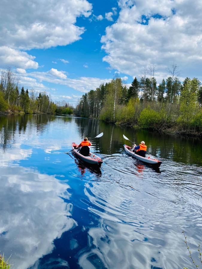 Huhtaniemen Moekkikylae Hotell Veteli Exteriör bild