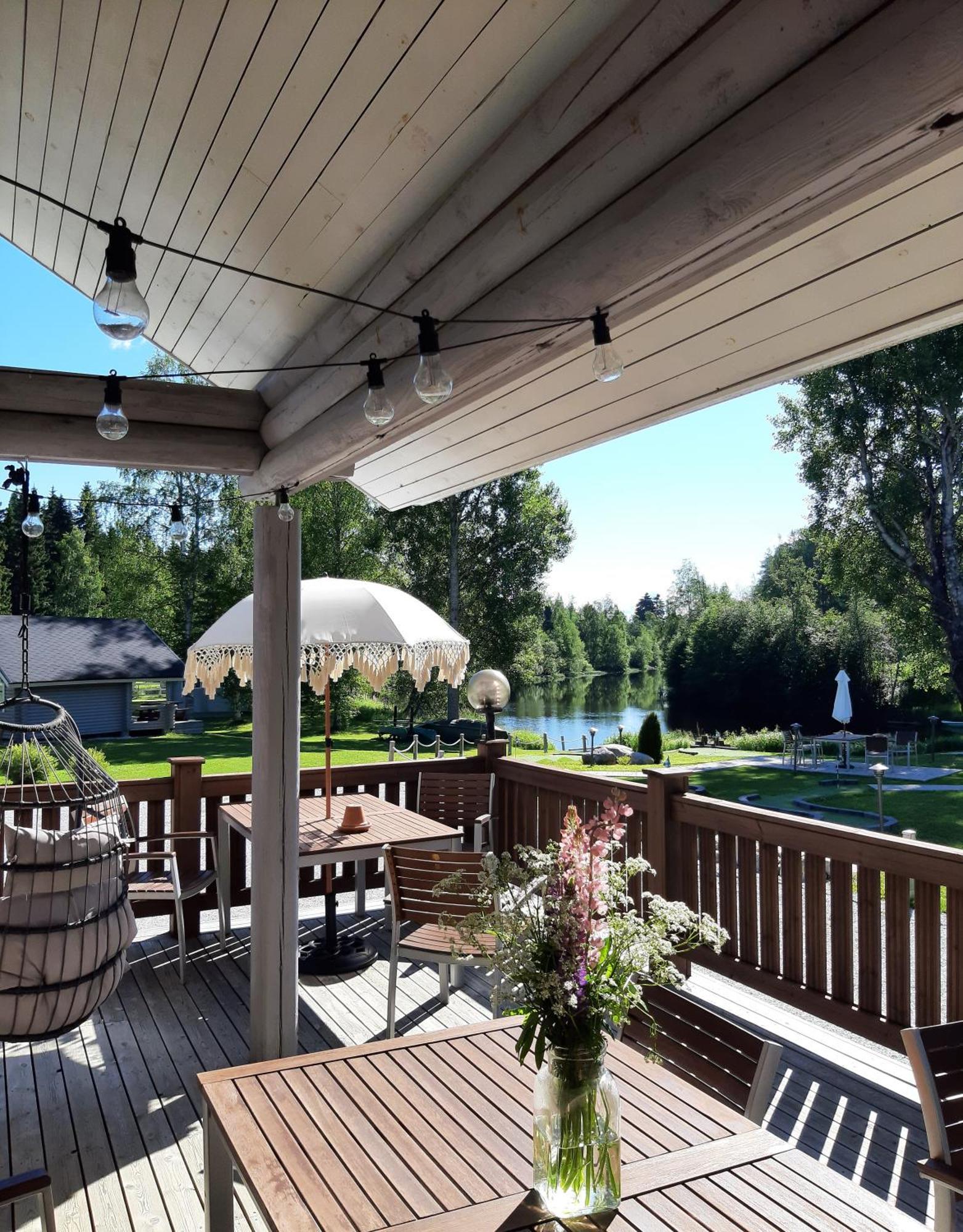Huhtaniemen Moekkikylae Hotell Veteli Exteriör bild
